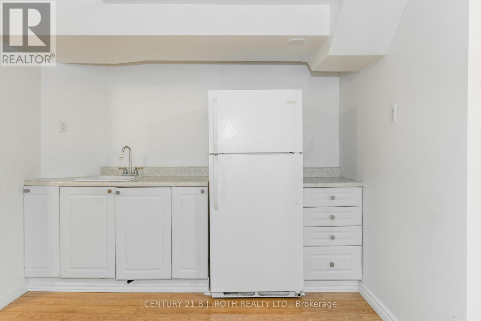49 Burns Circle, Barrie, Ontario  L4N 5J8 - Photo 24 - S12031839