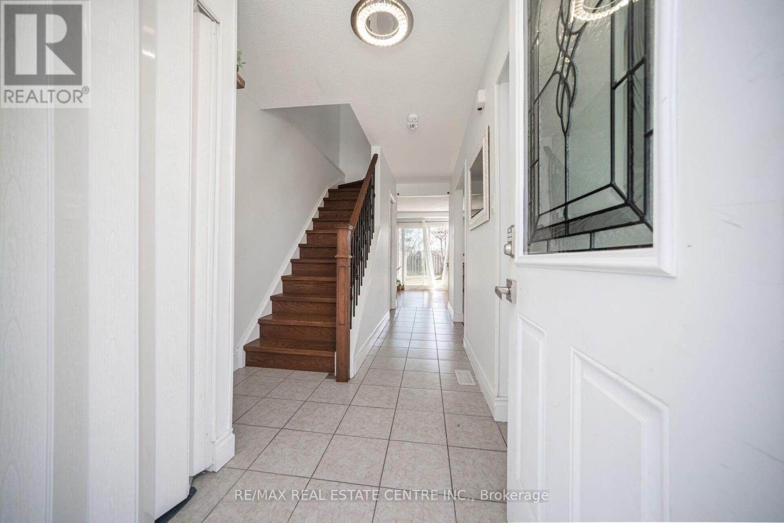 Property at 24 JACKMAN DRIVE image 4