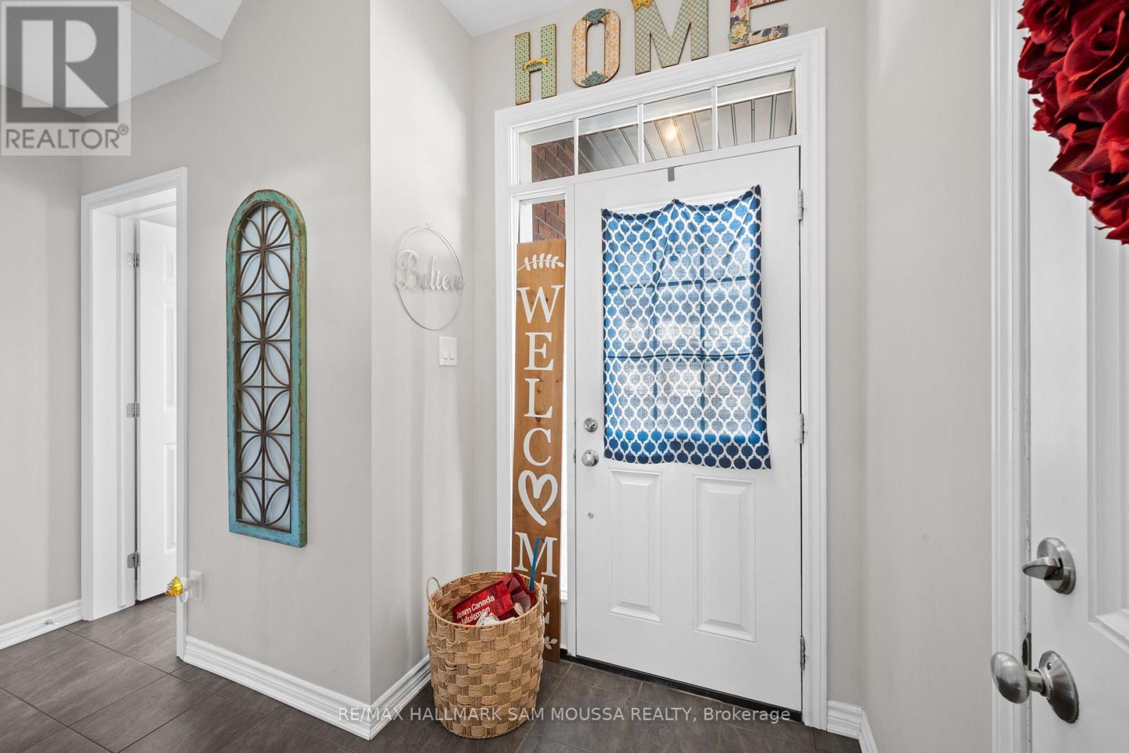 Property at 111 SANTOLINA STREET image 4