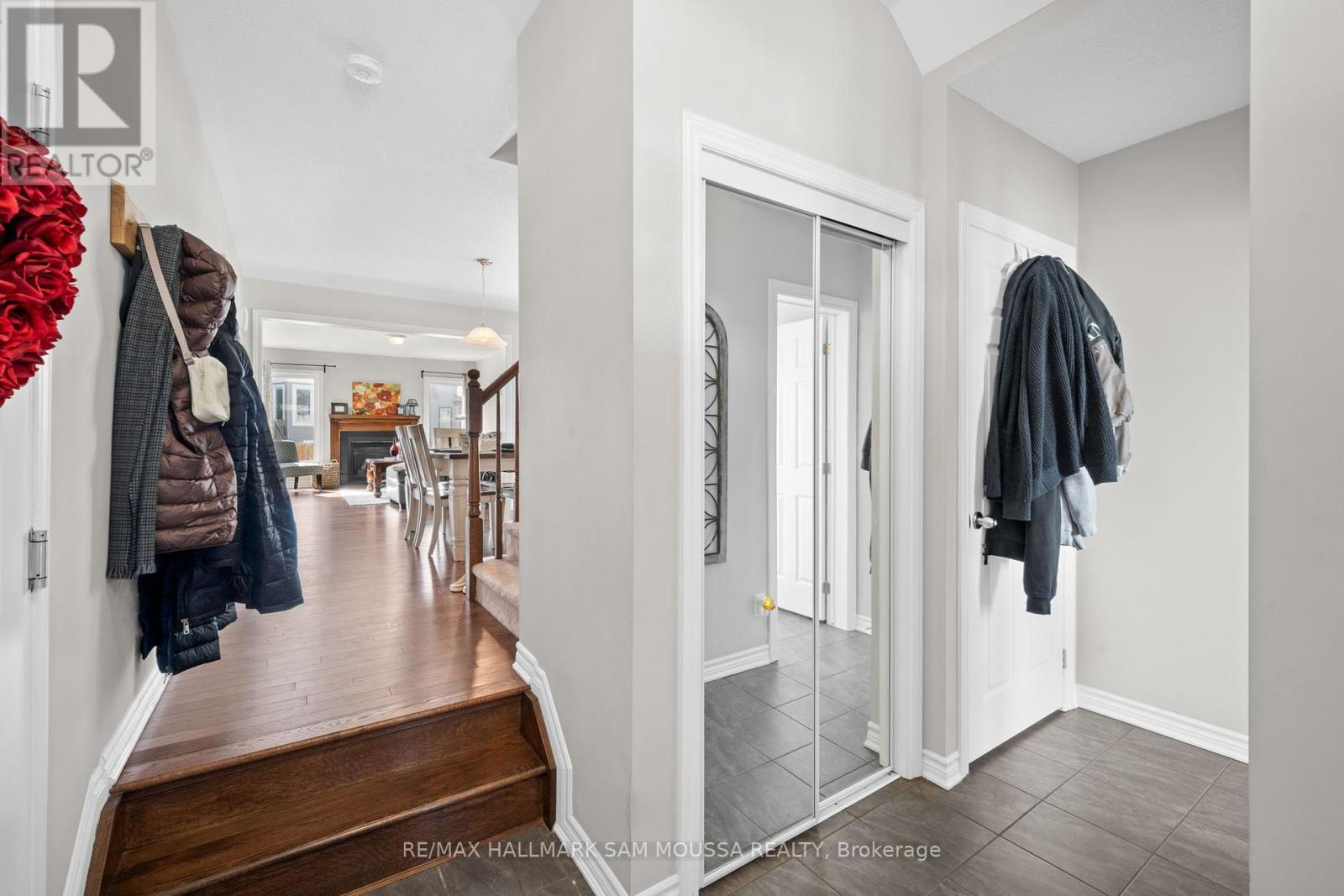 Property at 111 SANTOLINA STREET image 5
