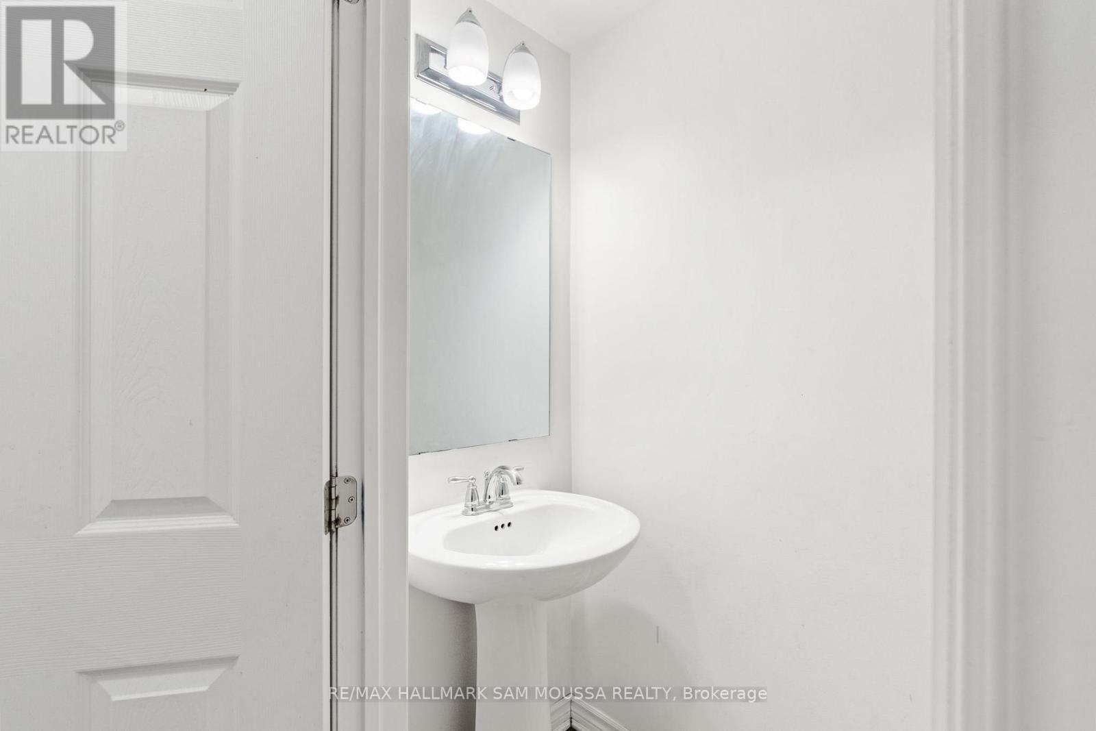 Property at 257 CAYMAN ROAD image 5