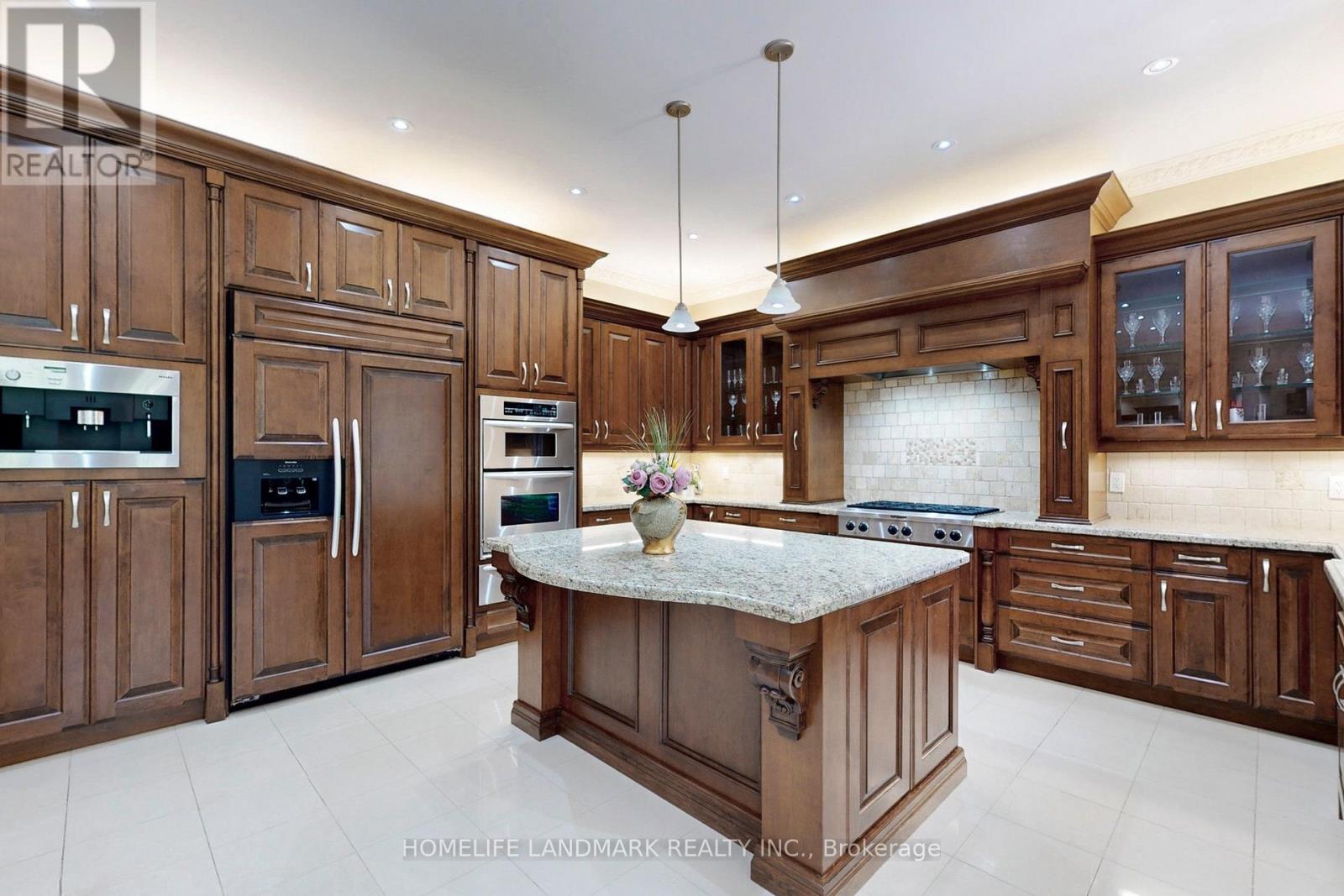 11 Cranborne Chase, Whitchurch-Stouffville, Ontario  L4A 0C6 - Photo 11 - N12031680