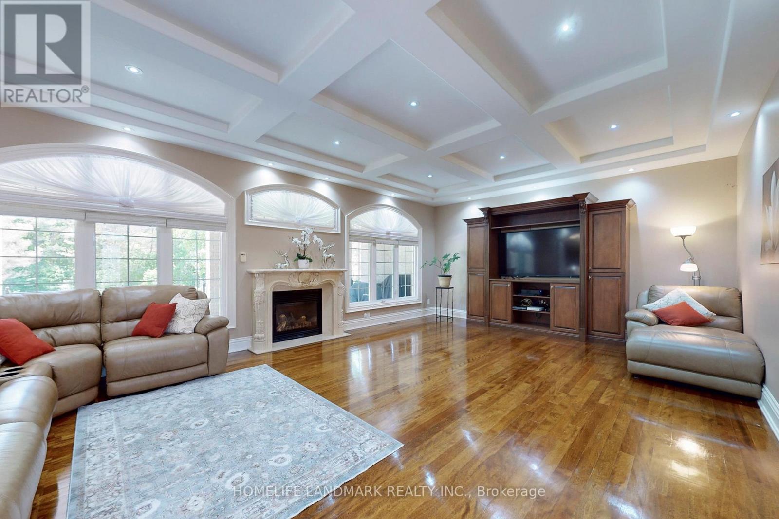 11 Cranborne Chase, Whitchurch-Stouffville, Ontario  L4A 0C6 - Photo 5 - N12031680