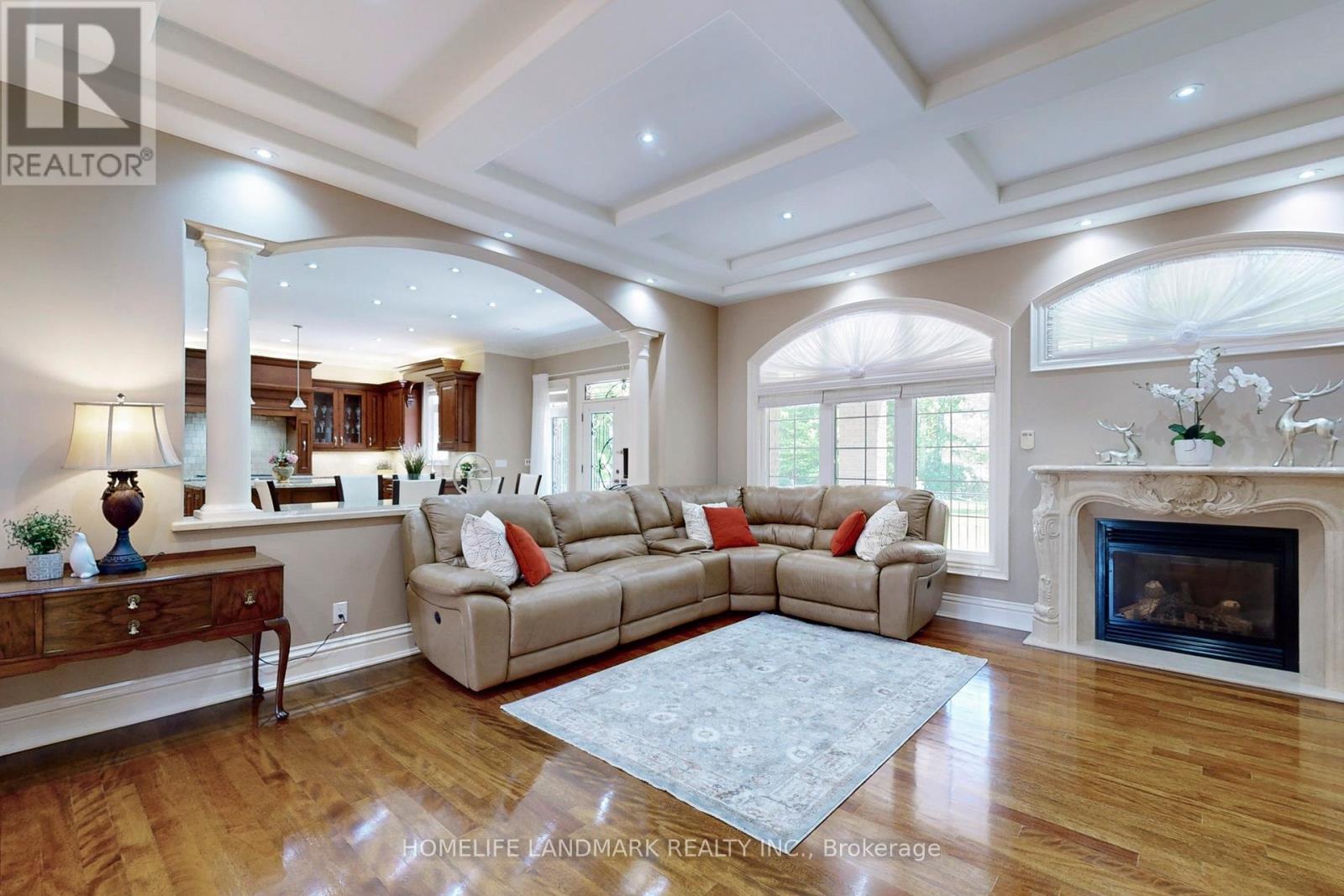 11 Cranborne Chase, Whitchurch-Stouffville, Ontario  L4A 0C6 - Photo 6 - N12031680