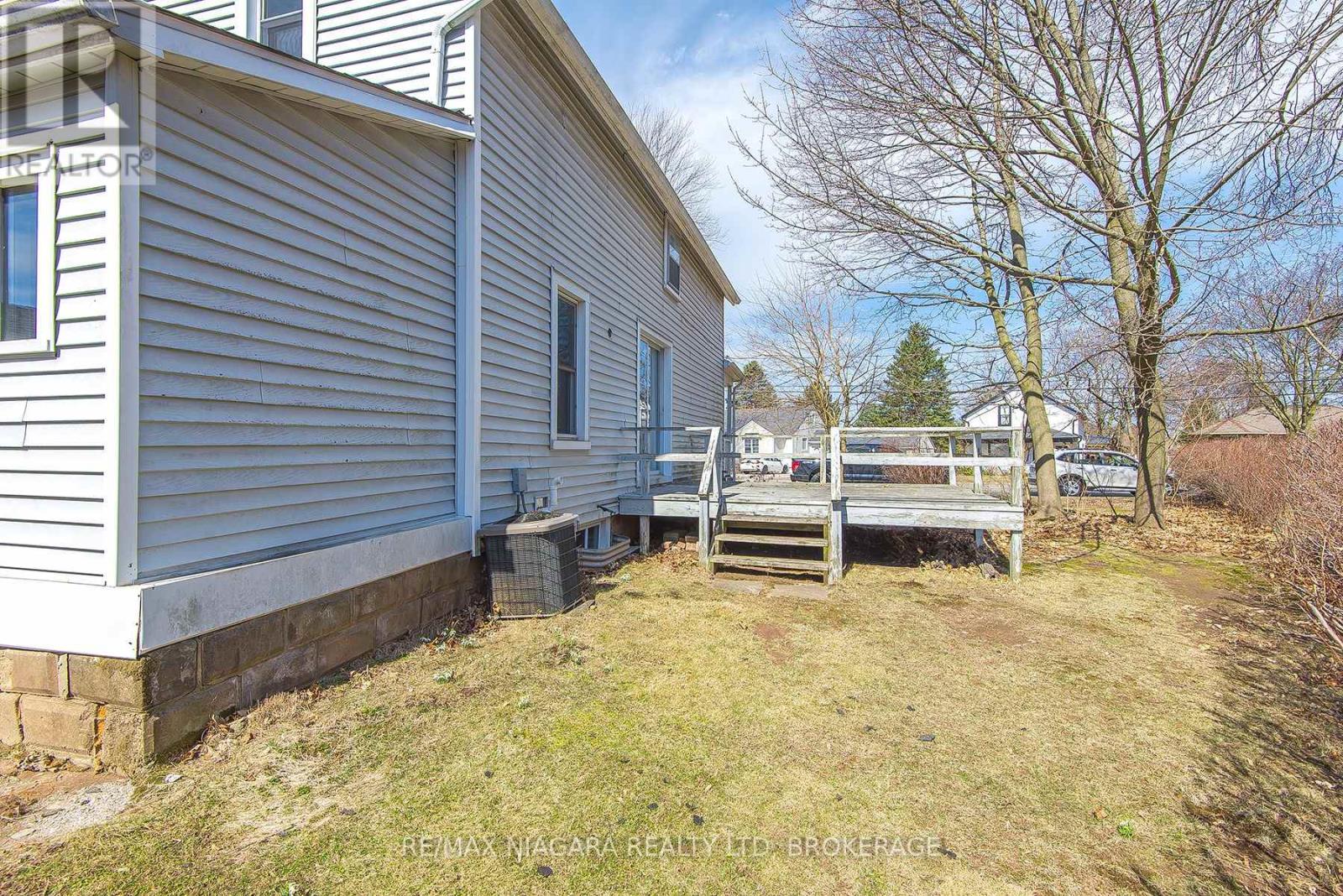722 Canboro Road, Pelham (Fenwick), Ontario  L0S 1C0 - Photo 11 - X12031914