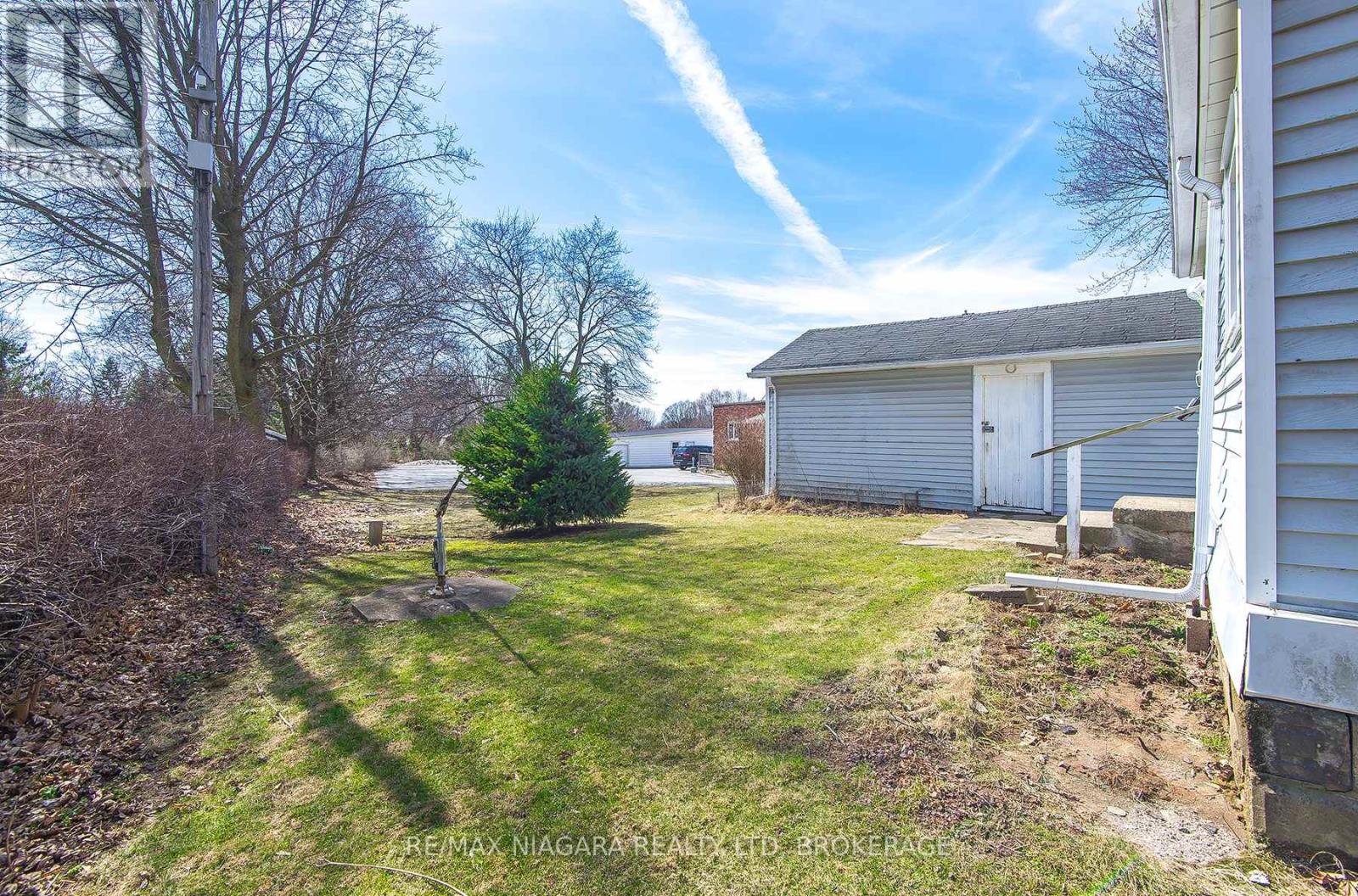 722 Canboro Road, Pelham (Fenwick), Ontario  L0S 1C0 - Photo 7 - X12031914