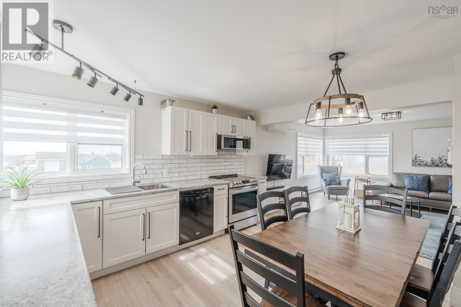 216 Maxwellton, Meteghan Centre, Nova Scotia  B0W 2L0 - Photo 17 - 202505399