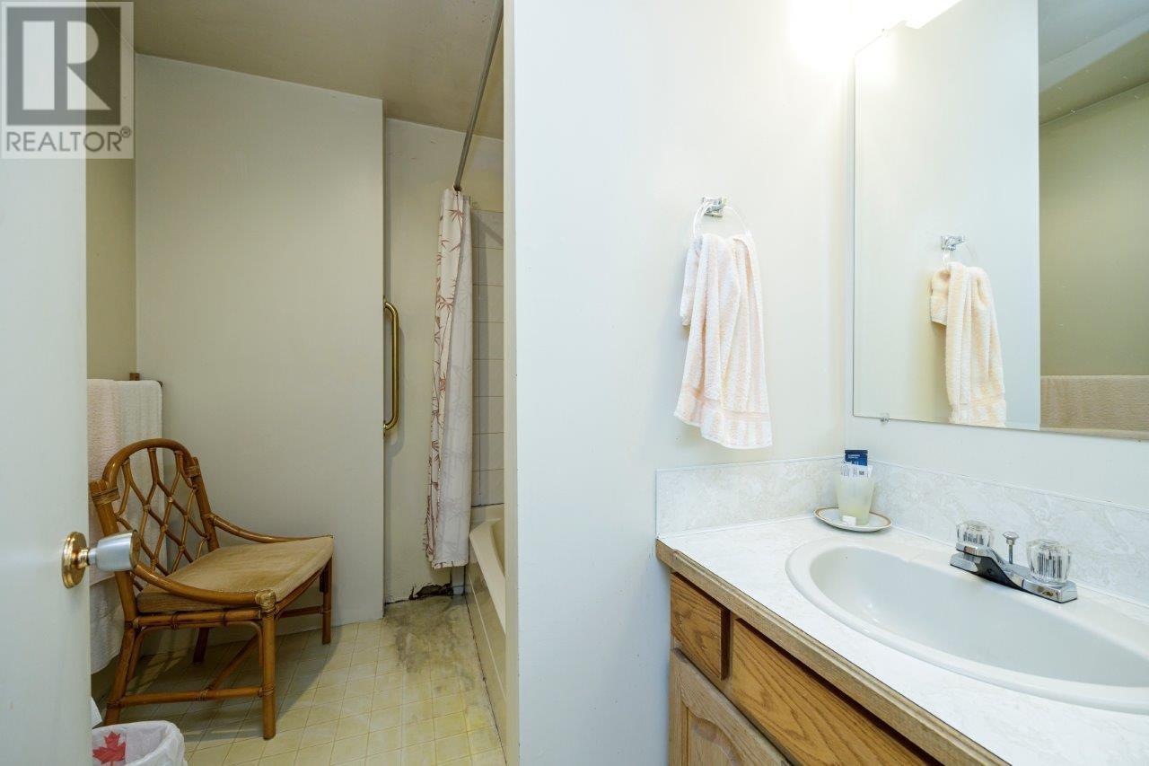 4342 Southwood Street, Burnaby, British Columbia  V5J 2G2 - Photo 24 - R2978893