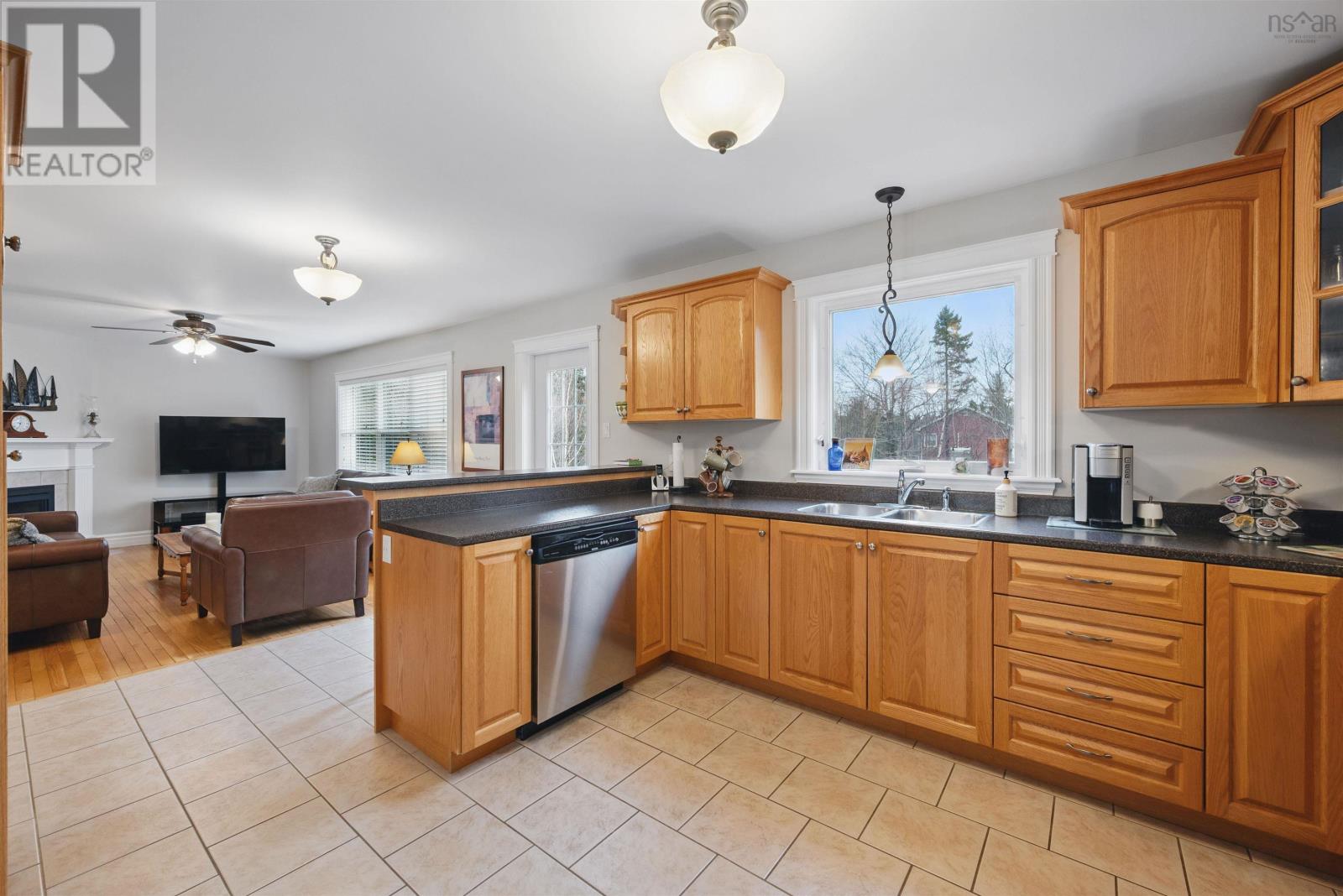 259 Philip Drive, Fall River, Nova Scotia  B2T 1H7 - Photo 15 - 202505404