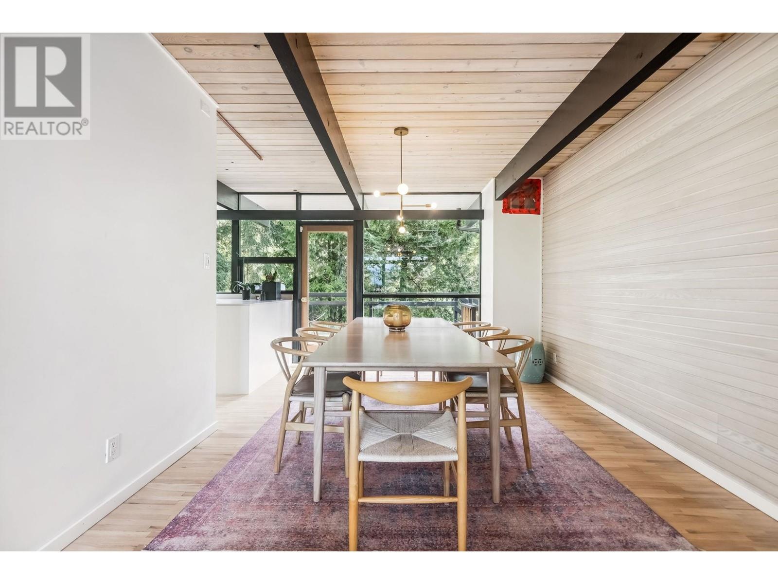 5414 Greentree Road, West Vancouver, British Columbia  V7W 1N4 - Photo 12 - R2975013