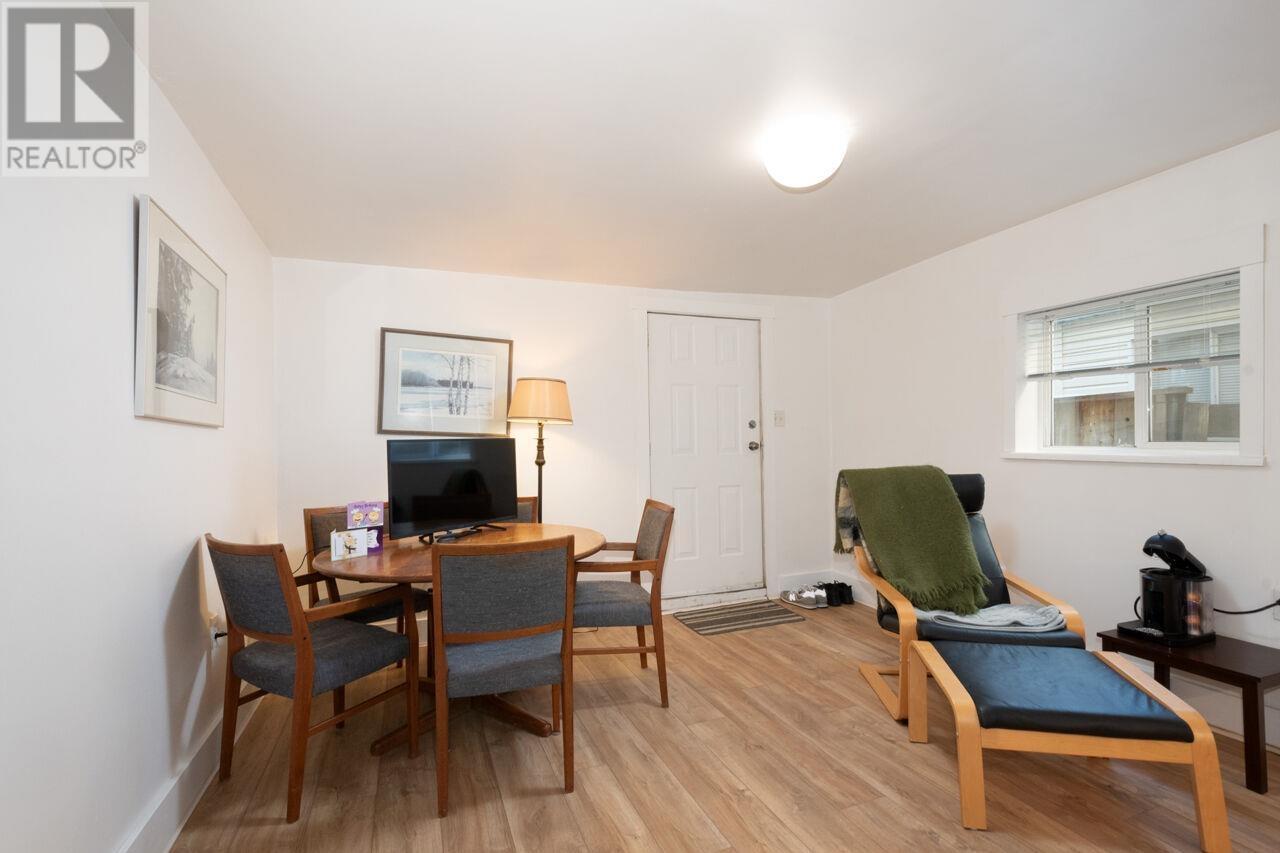 Listing Picture 28 of 40 : 3313 E 26TH AVENUE, Vancouver / 溫哥華 - 魯藝地產 Yvonne Lu Group - MLS Medallion Club Member