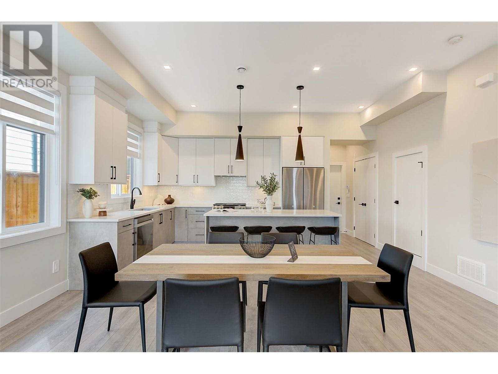 Property at 2169 Aberdeen Street image 5