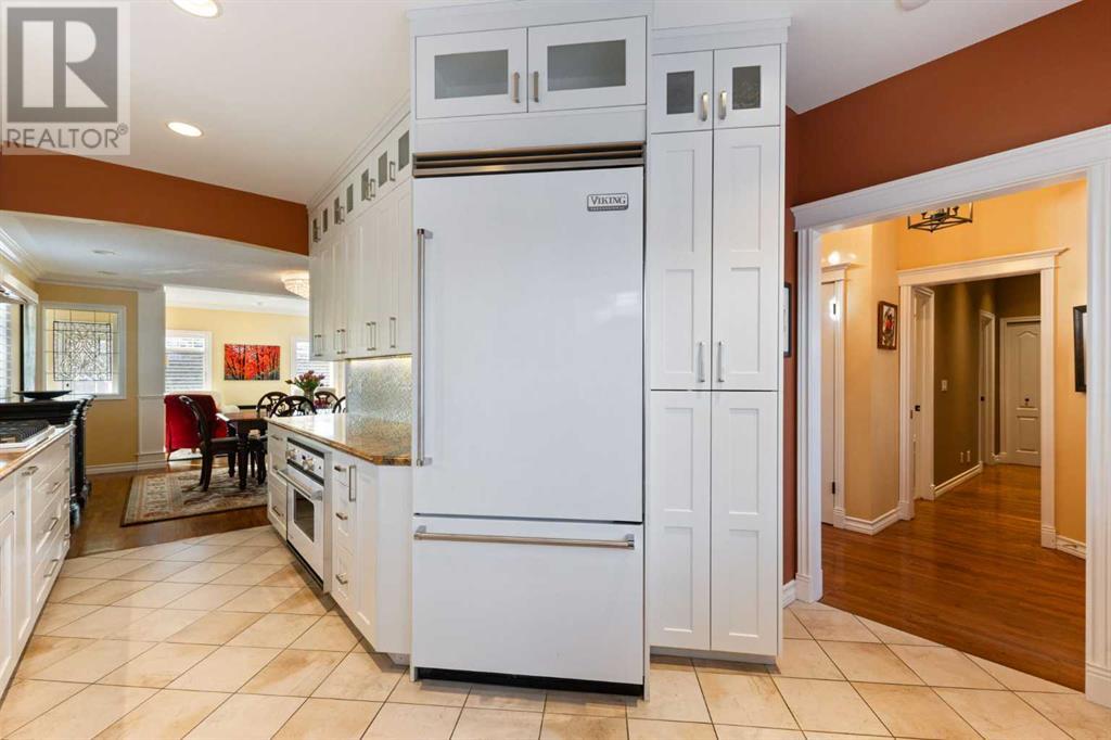 55 Prominence Point Sw, Calgary, Alberta  T3H 3E8 - Photo 6 - A2196496