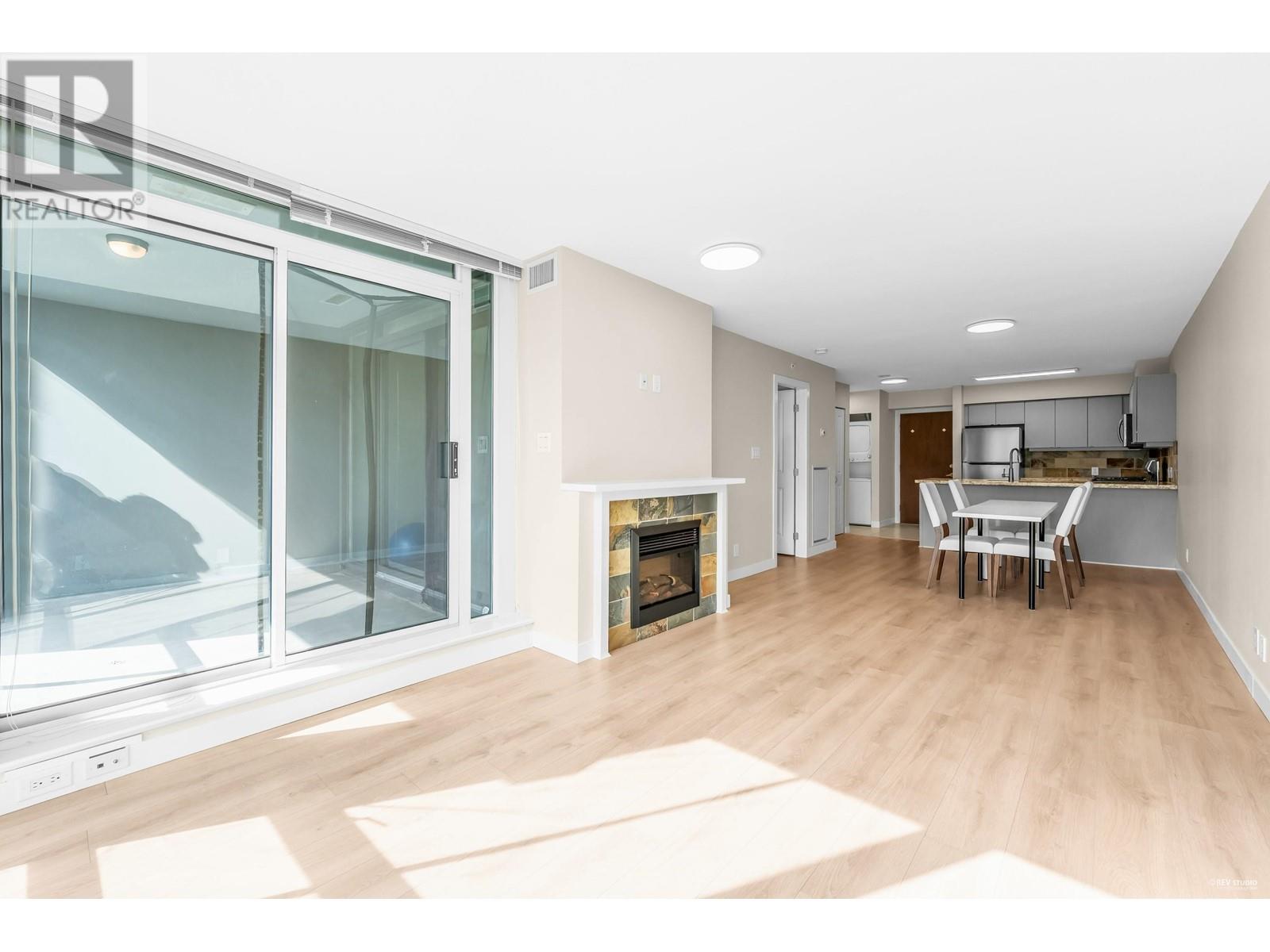 903 6068 No. 3 Road, Richmond, British Columbia  V6Y 4M7 - Photo 6 - R2980228