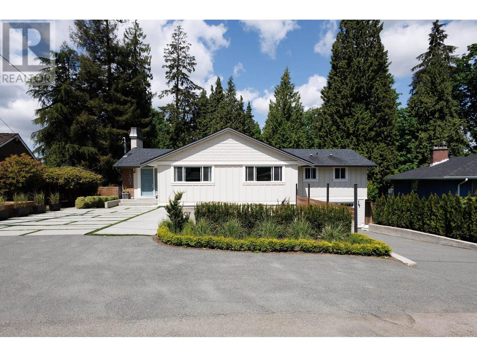 1507 Marine Crescent, Coquitlam, British Columbia  V3J 5X4 - Photo 1 - R2980250