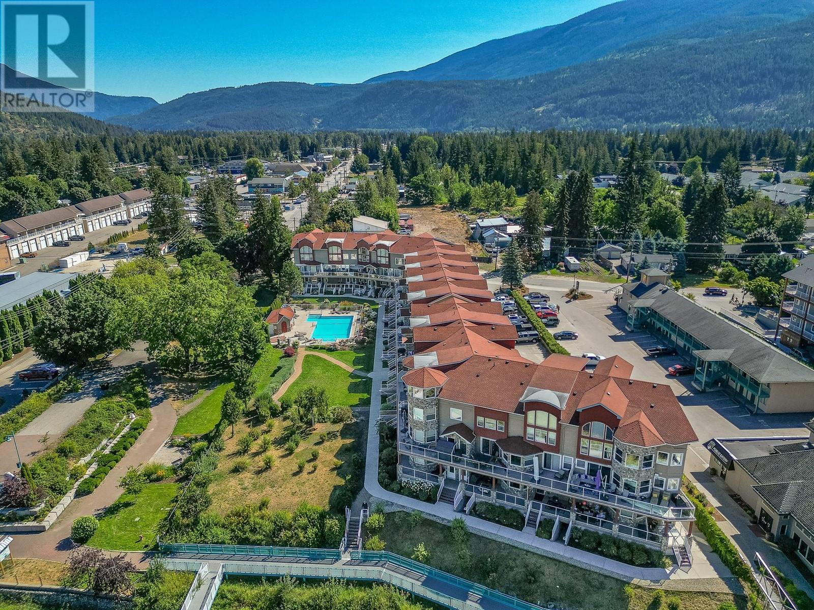 1130 Riverside Avenue Unit# 19, Sicamous, British Columbia  V0E 2V1 - Photo 2 - 10337639