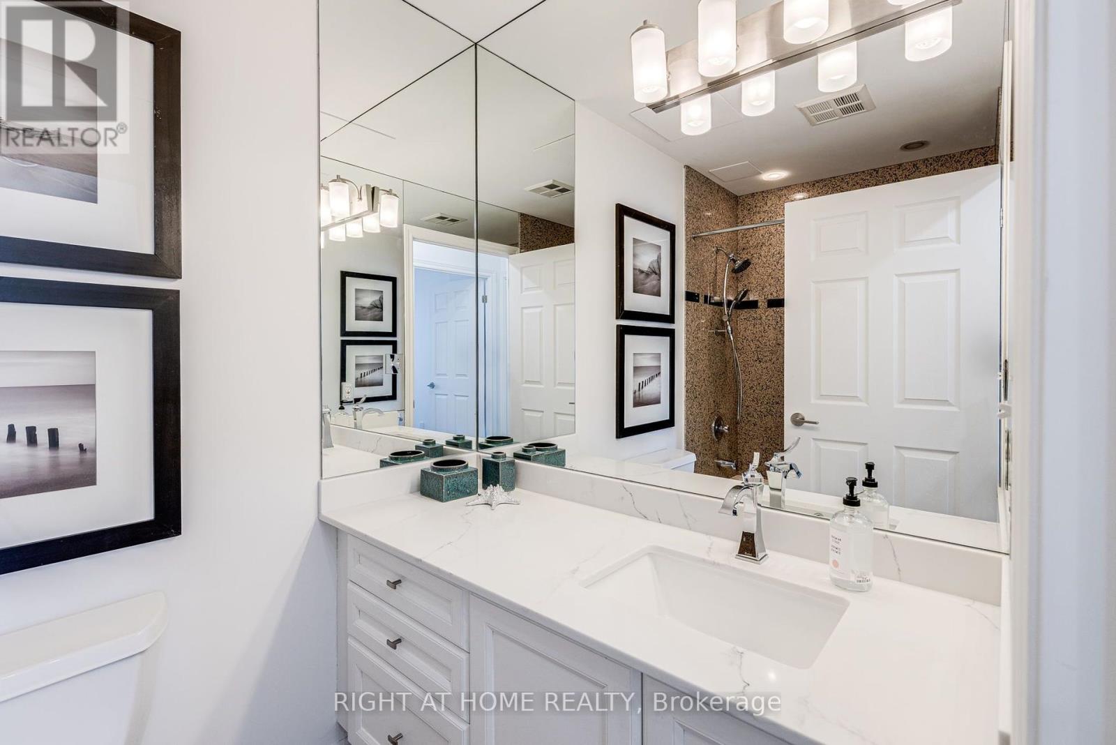 208 - 801 Lawrence Avenue E, Toronto (Banbury-Don Mills), Ontario  M3C 3W2 - Photo 11 - C12032098
