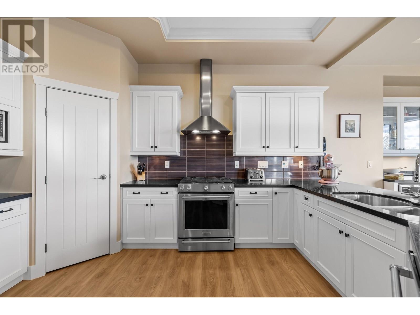 3386 Horizon Drive, Coquitlam, British Columbia  V3E 0E4 - Photo 10 - R2980245