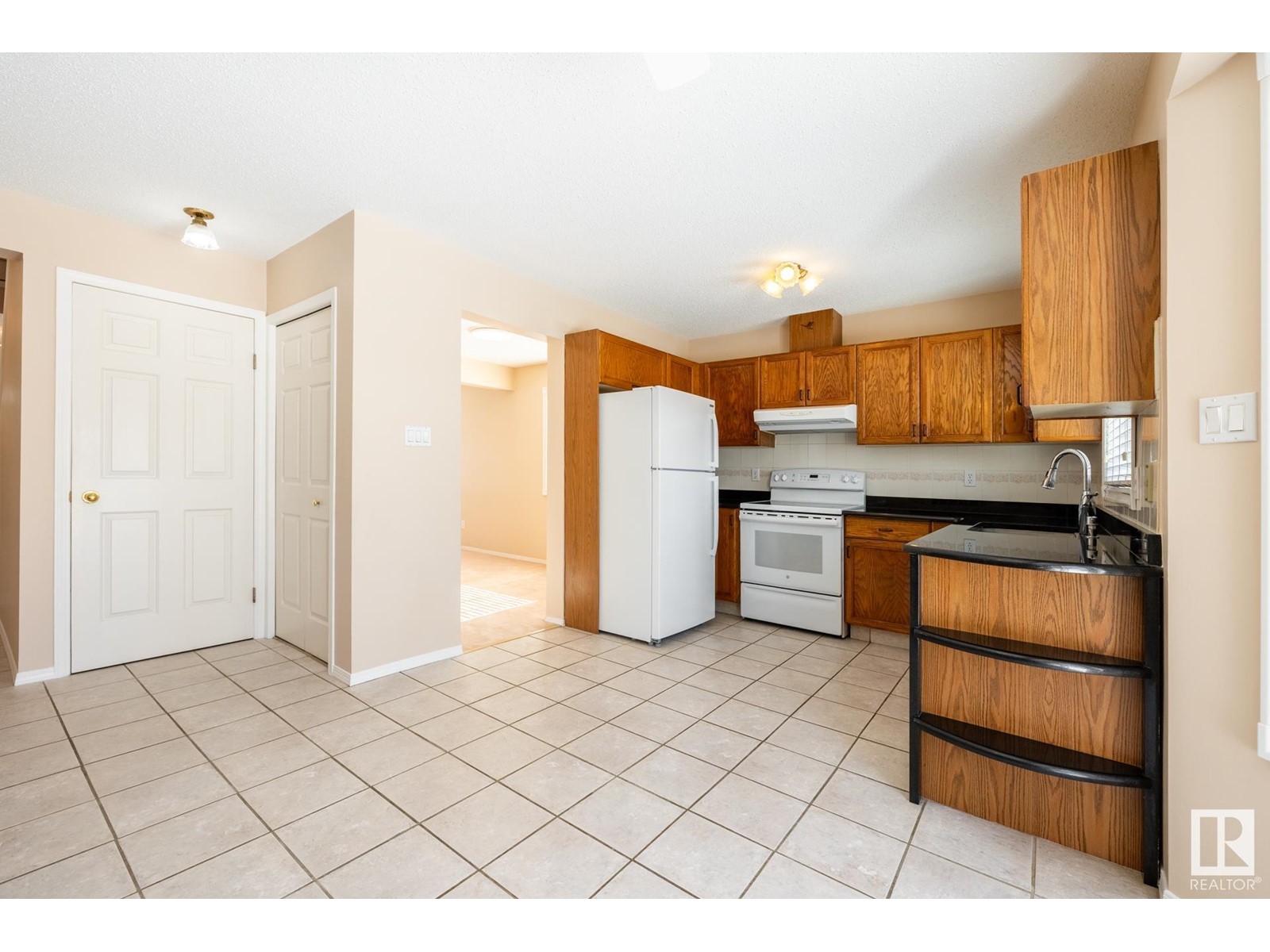 Property at 6812 188 ST NW image 2