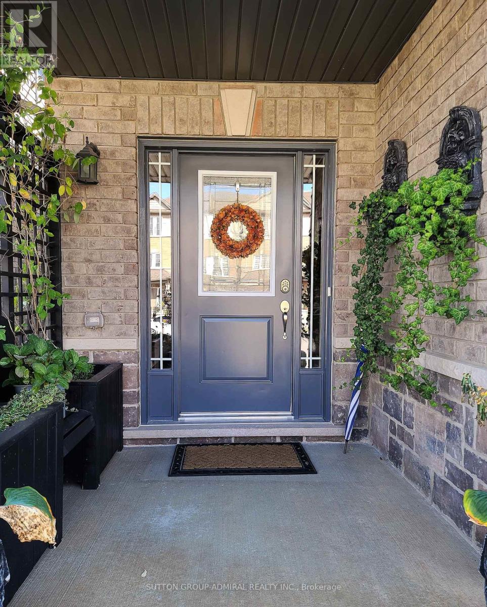 Property at 282 DALGLEISH TRAIL image 2