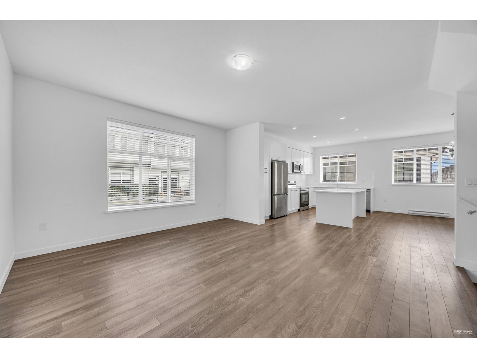 Property at 72 15487 99A AVENUE image 3