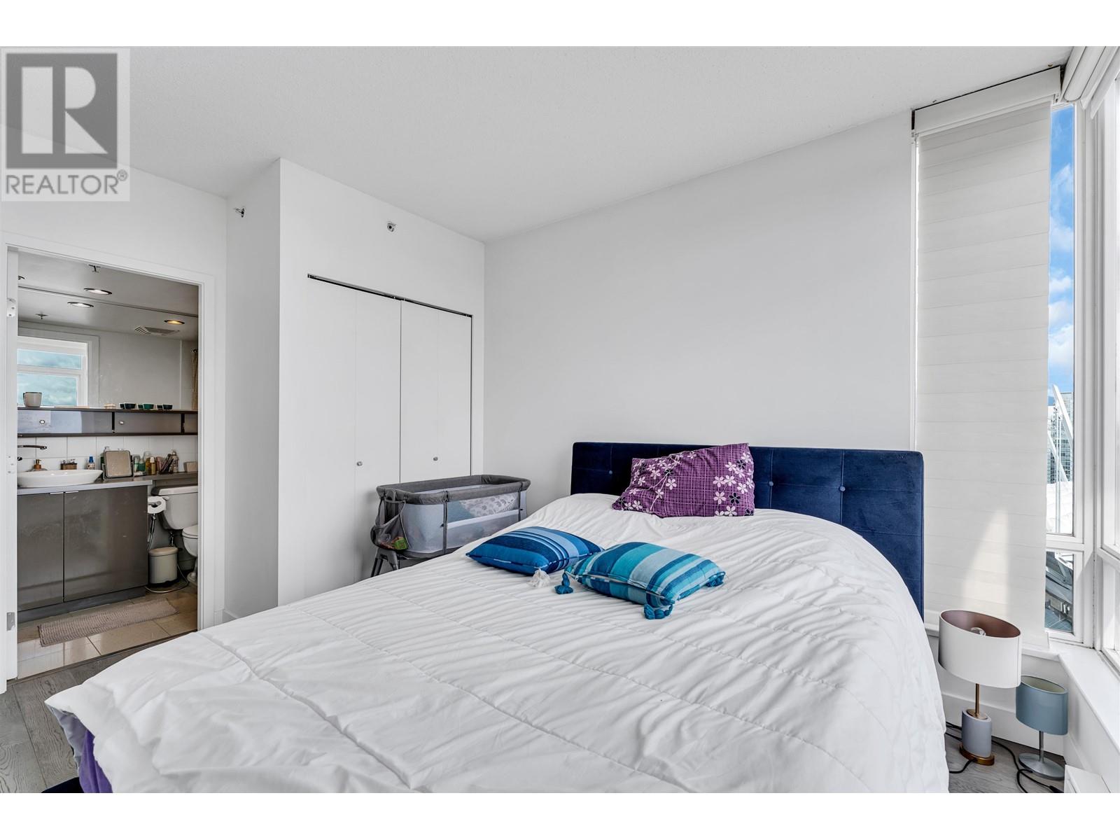 Listing Picture 10 of 19 : 3202 928 BEATTY STREET, Vancouver / 溫哥華 - 魯藝地產 Yvonne Lu Group - MLS Medallion Club Member