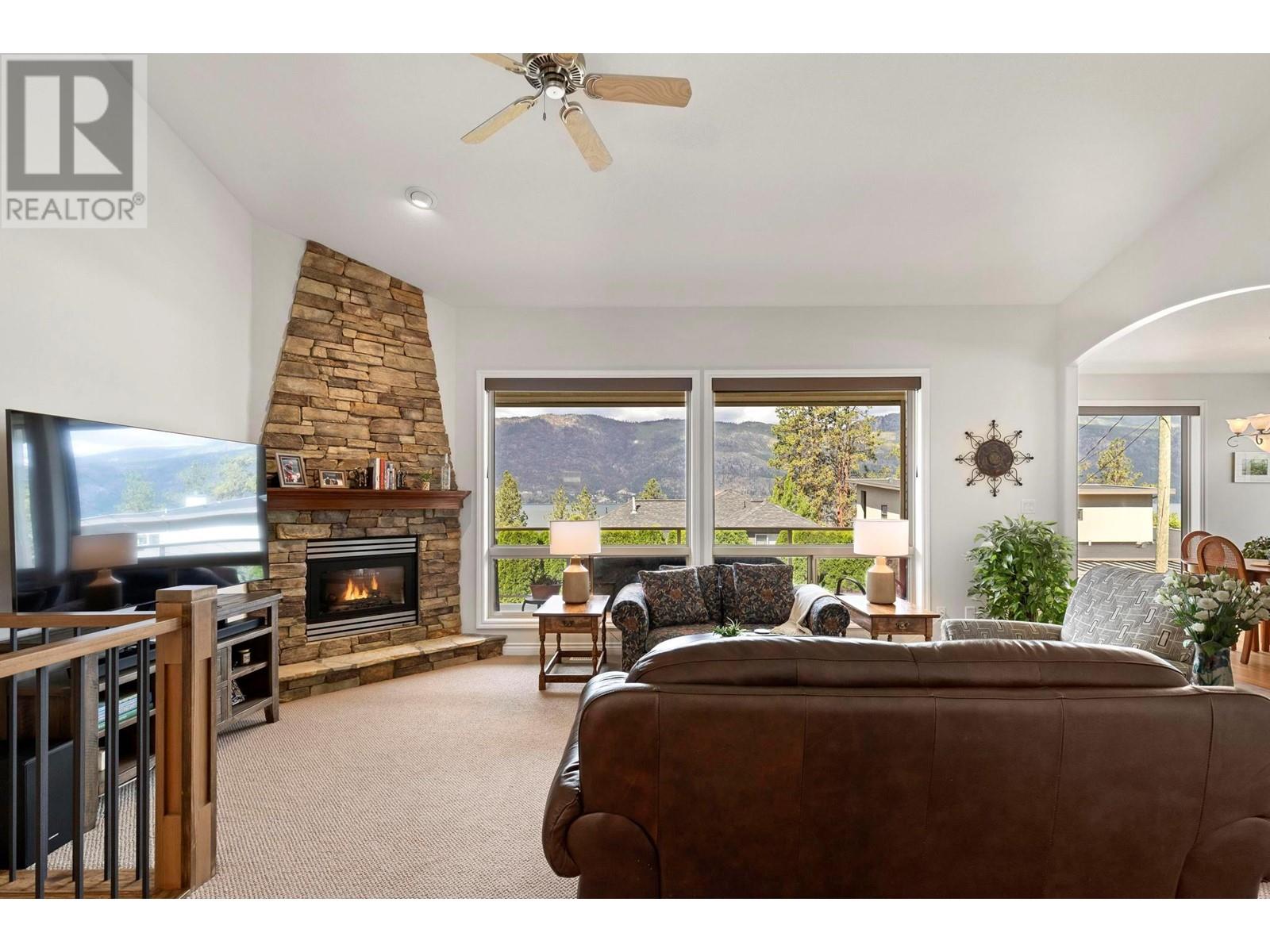Property at 11150 Maddock Avenue image 5