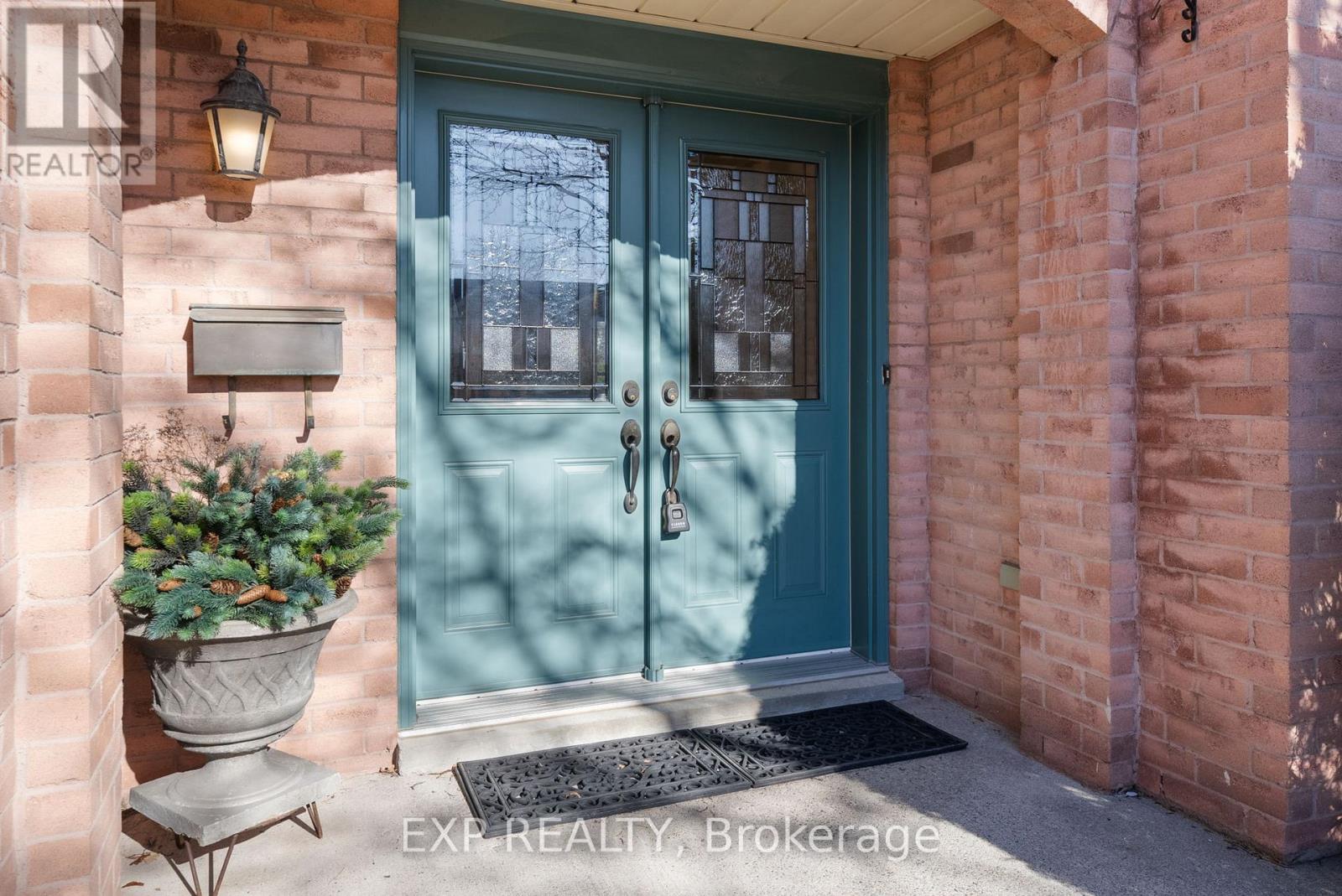Property at 1048 FREI STREET image 3