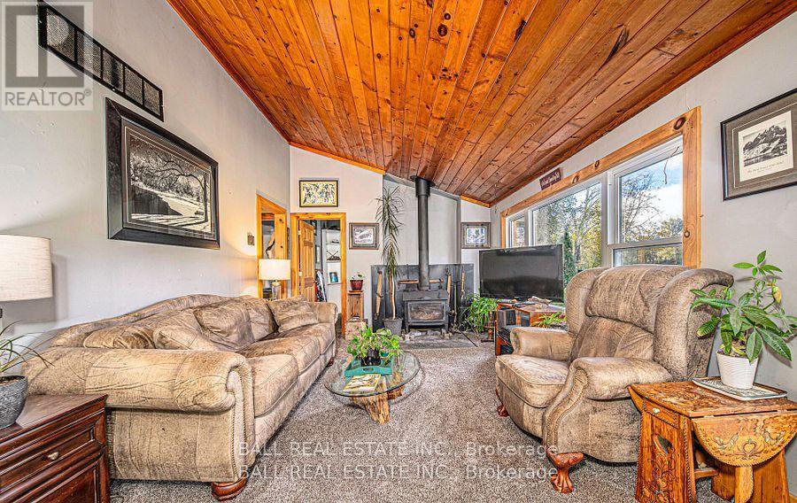 2374 Julia Shore Road E, Douro-Dummer, Ontario  K0L 2H0 - Photo 12 - X12032219