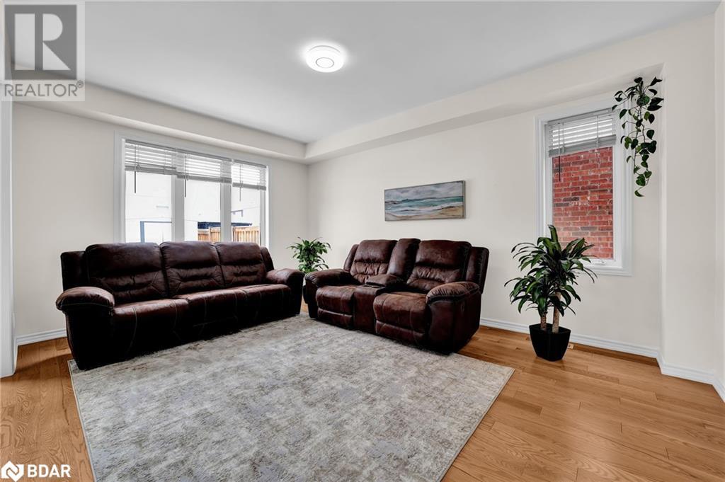 78 Wagner Crescent, Angus, Ontario  L3W 0R6 - Photo 3 - 40706148