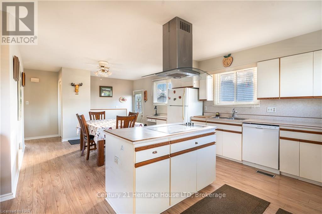 60 Robert Street, Welland, Ontario  L3B 5T9 - Photo 13 - X12032171