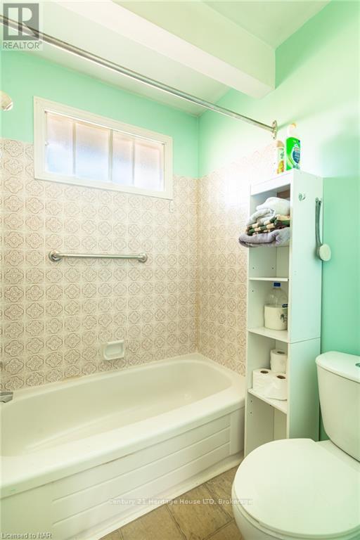 60 Robert Street, Welland, Ontario  L3B 5T9 - Photo 21 - X12032171