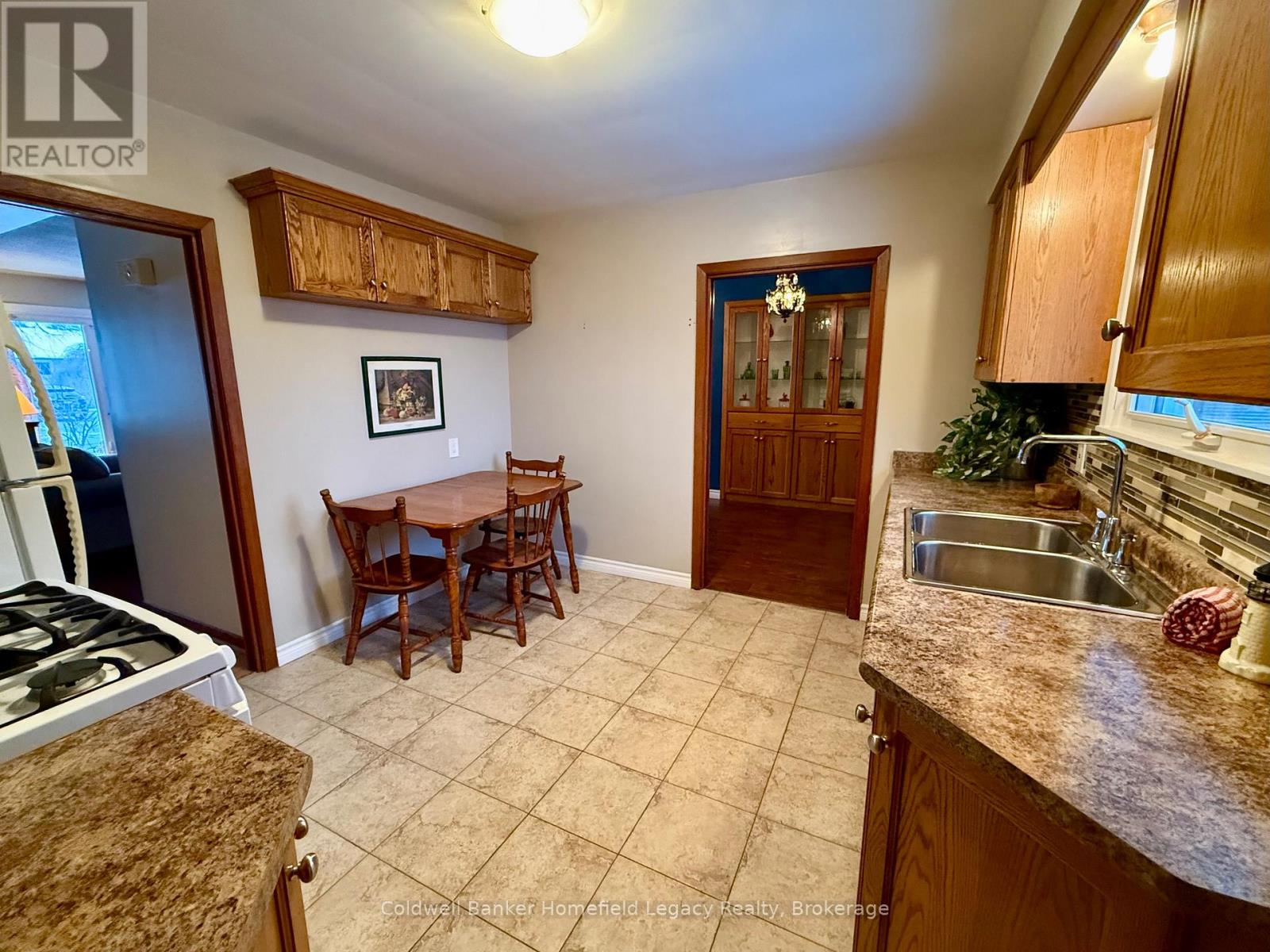 39 Agincourt Gardens, London South, Ontario  N5Z 4E5 - Photo 12 - X12027673