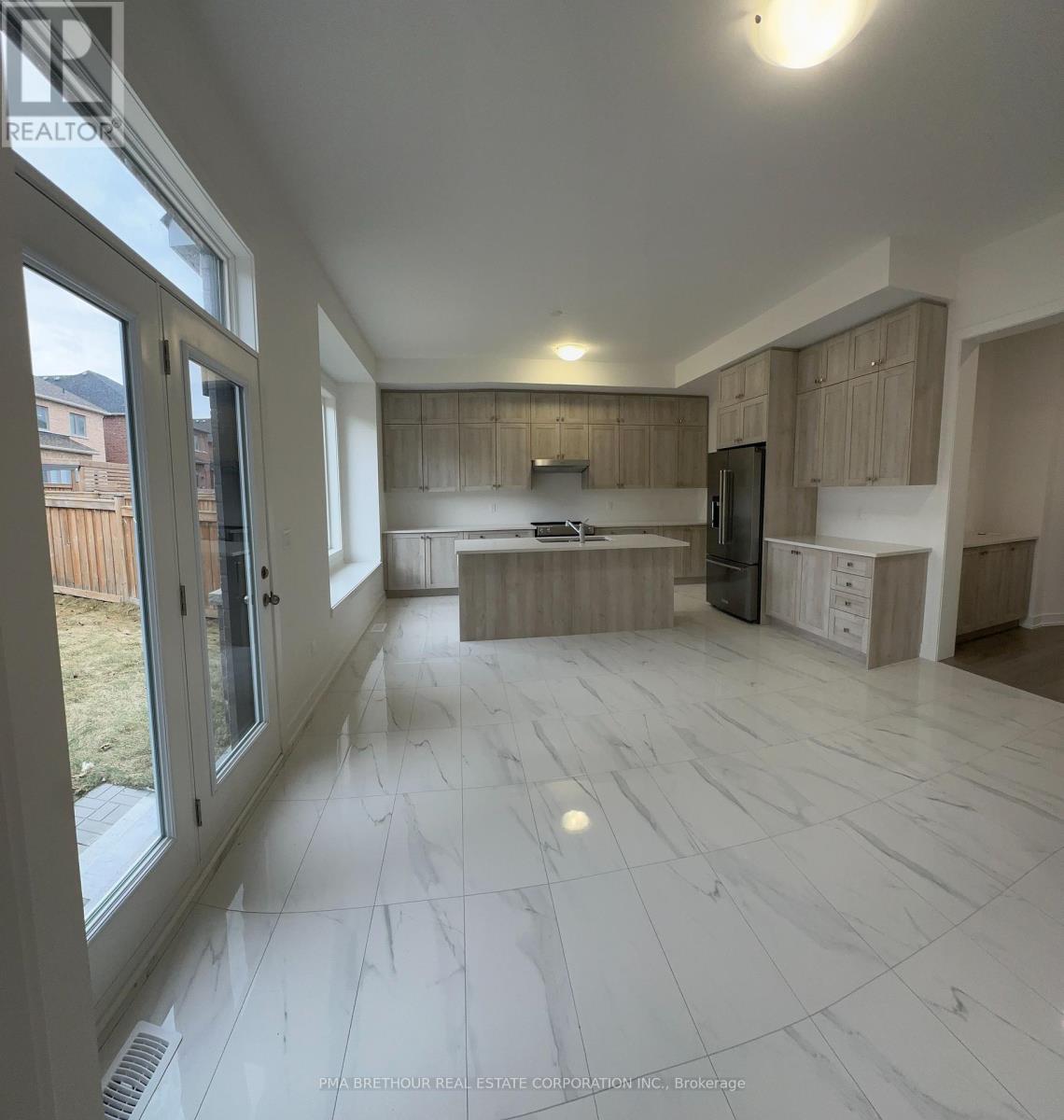Property at 37 BRABIN CIRCLE image 5
