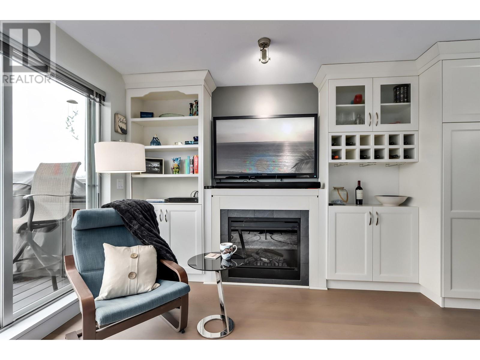 18 1250 W 6th Avenue, Vancouver, British Columbia  V6H 1A5 - Photo 8 - R2977676