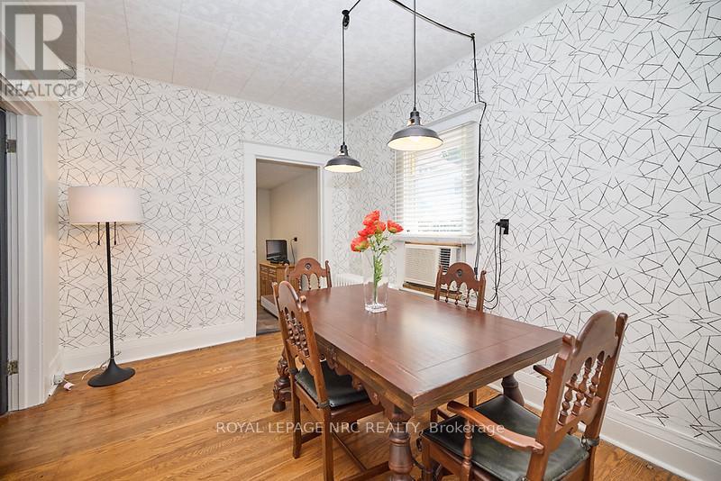 54 Henry Street, St. Catharines (451 - Downtown), Ontario  L2R 5T9 - Photo 8 - X11960110
