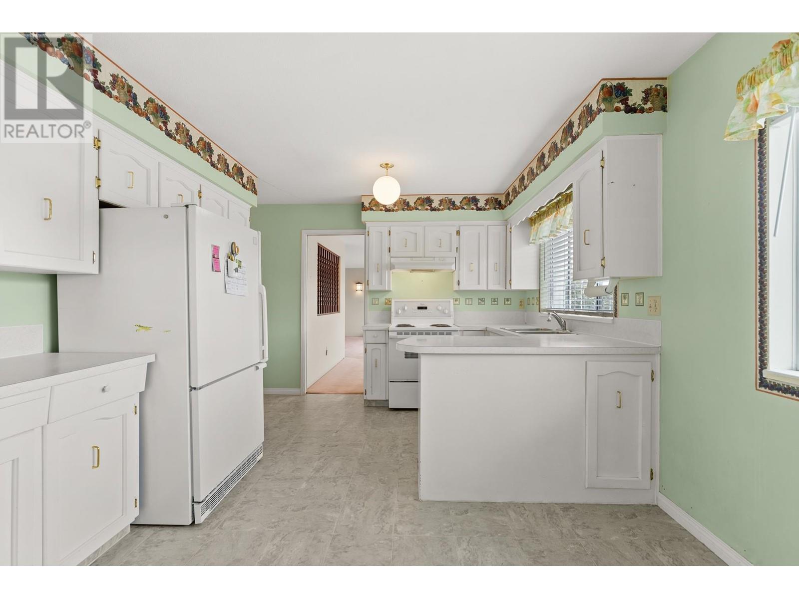 8960 Ash Street, Richmond, British Columbia  V6Y 3A5 - Photo 7 - R2979578