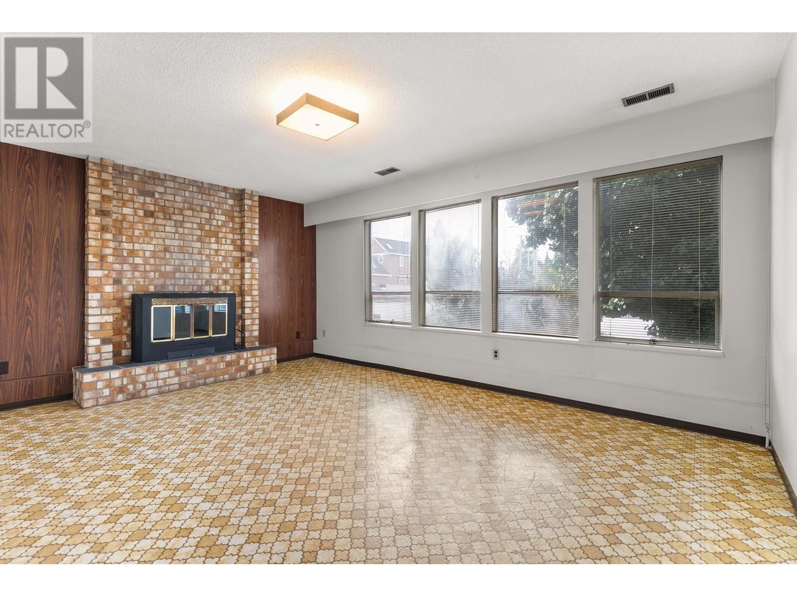 8960 Ash Street, Richmond, British Columbia  V6Y 3A5 - Photo 24 - R2979578