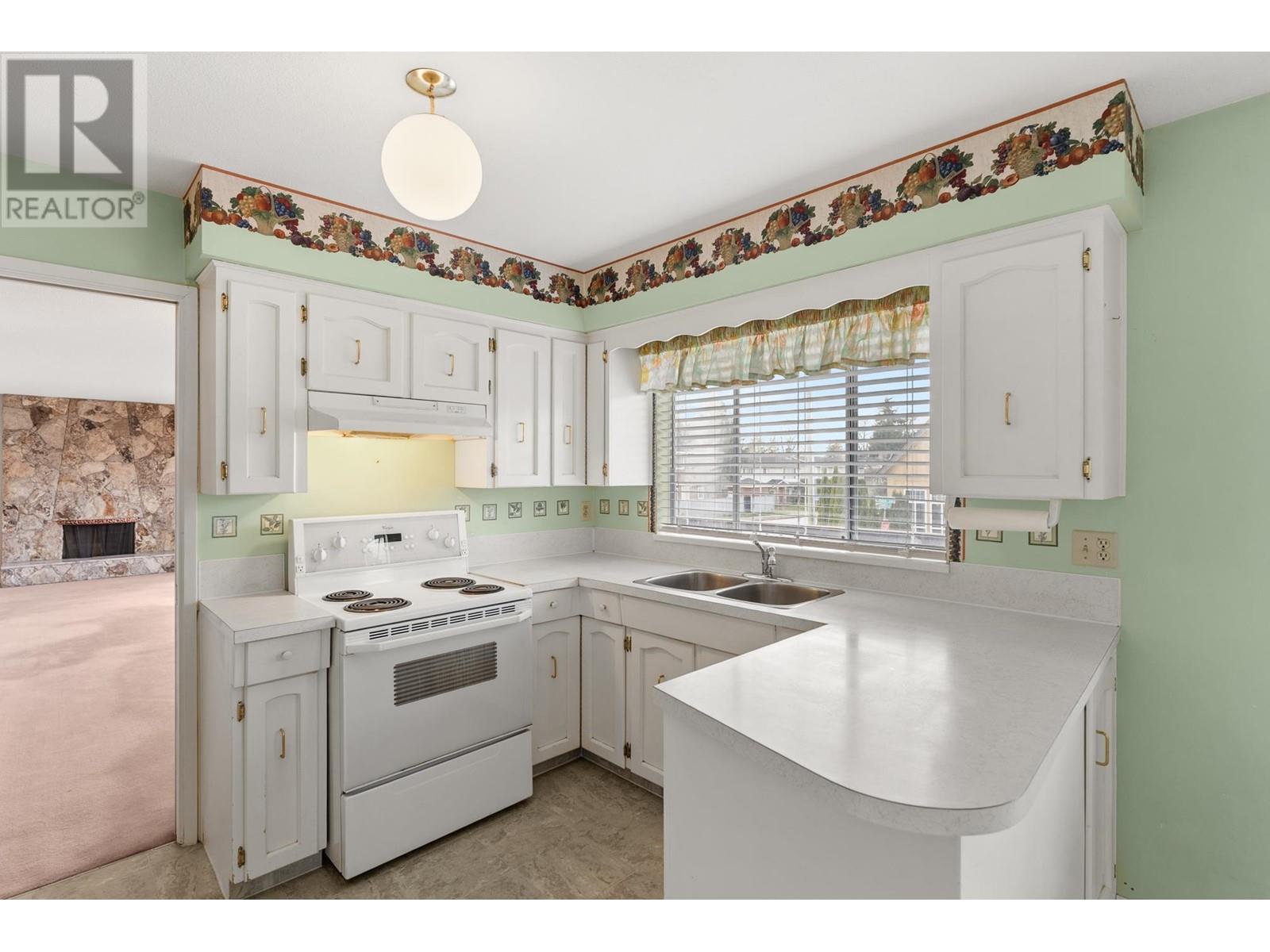 8960 Ash Street, Richmond, British Columbia  V6Y 3A5 - Photo 8 - R2979578