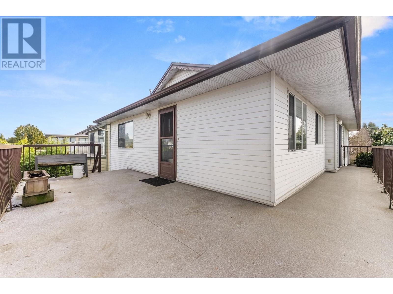 8960 Ash Street, Richmond, British Columbia  V6Y 3A5 - Photo 31 - R2979578