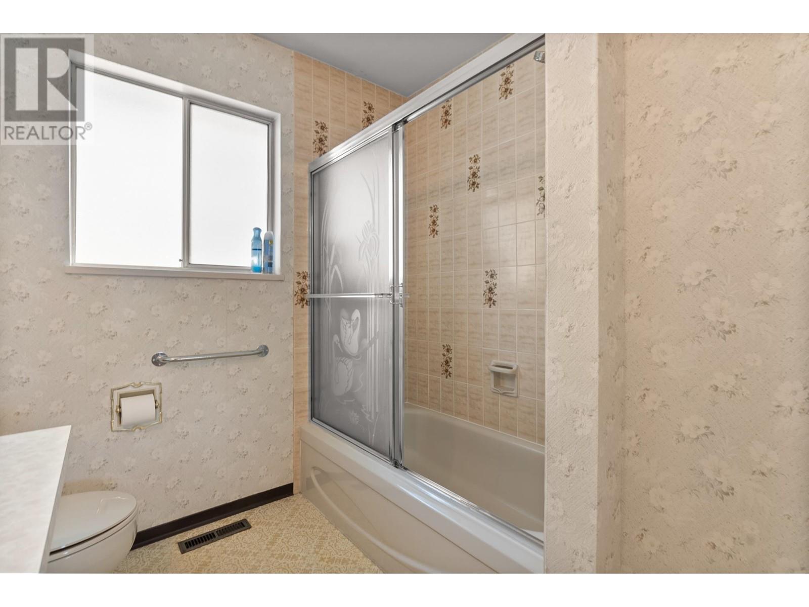 8960 Ash Street, Richmond, British Columbia  V6Y 3A5 - Photo 16 - R2979578