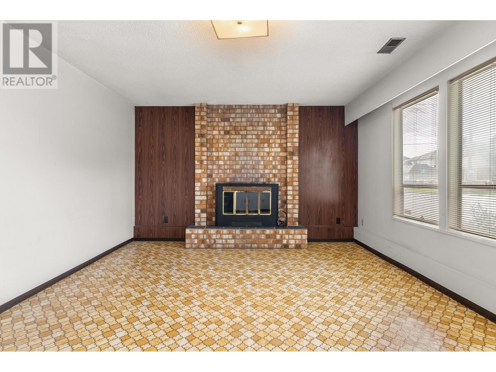 8960 Ash Street, Richmond, British Columbia  V6Y 3A5 - Photo 25 - R2979578