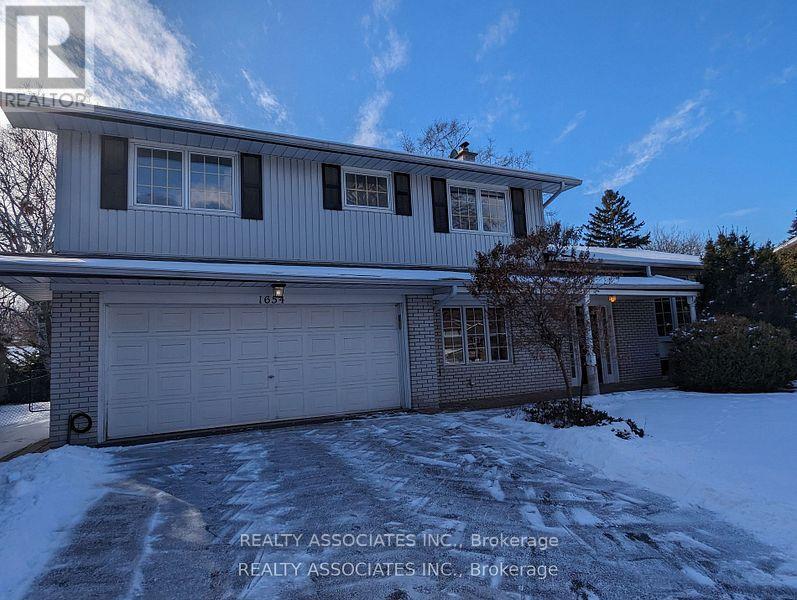 1654 Stonehaven Drive, Mississauga, Ontario  L5J 1E7 - Photo 37 - W12032217