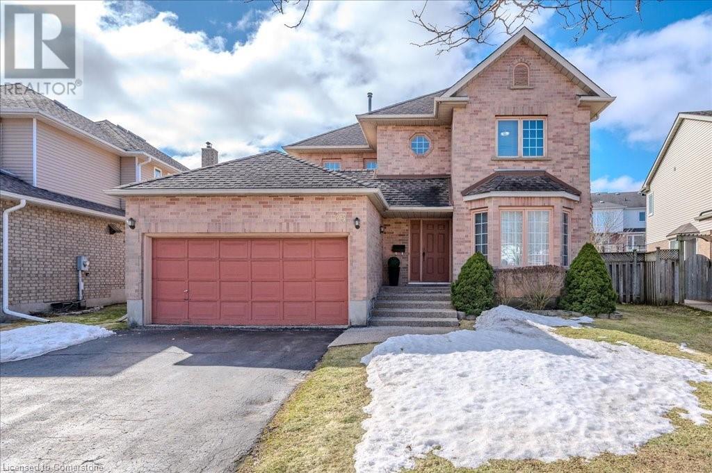 Property at 53 LYNNVALLEY Crescent image 1