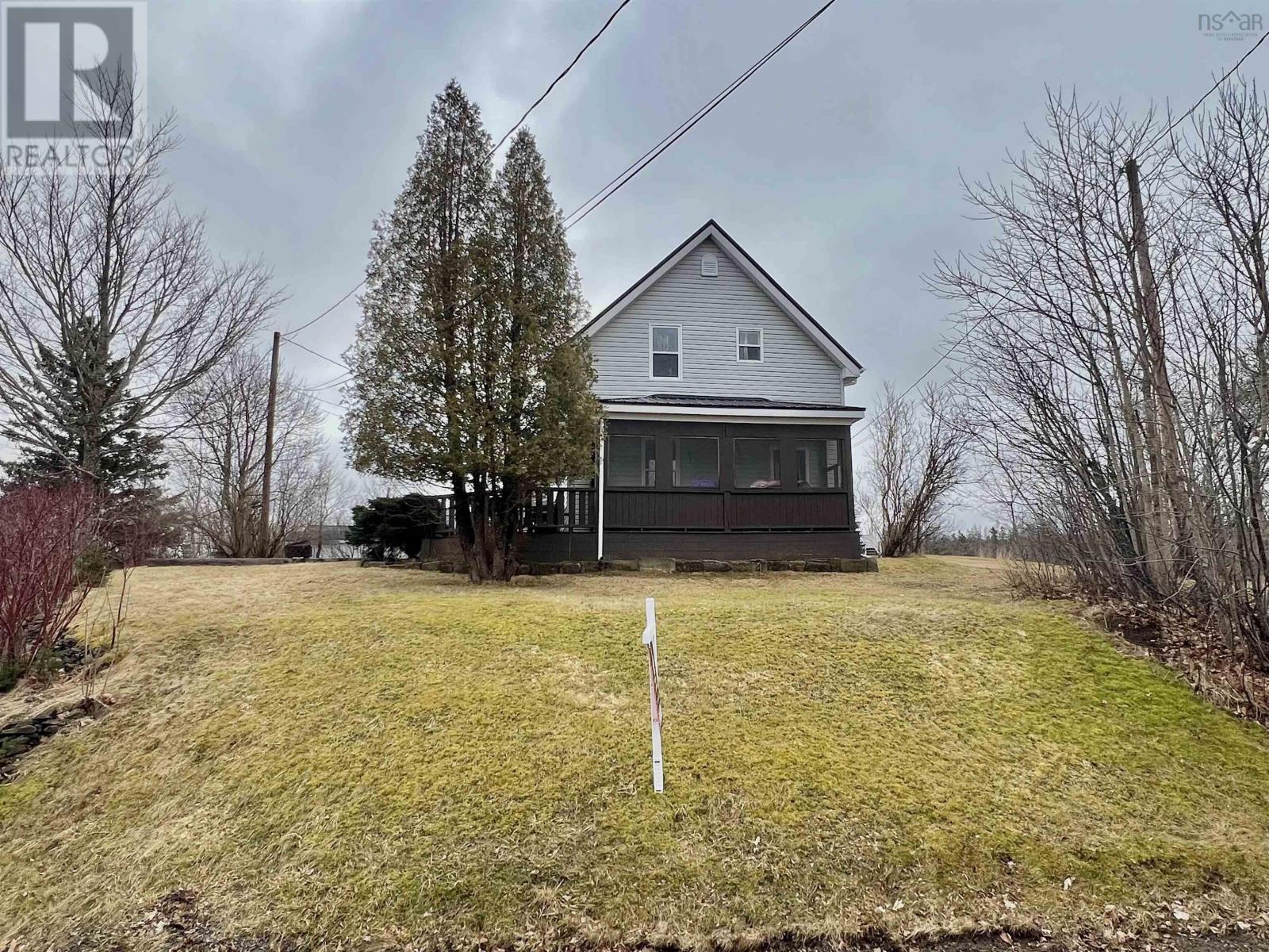 12 Station Road, hopewell, Nova Scotia