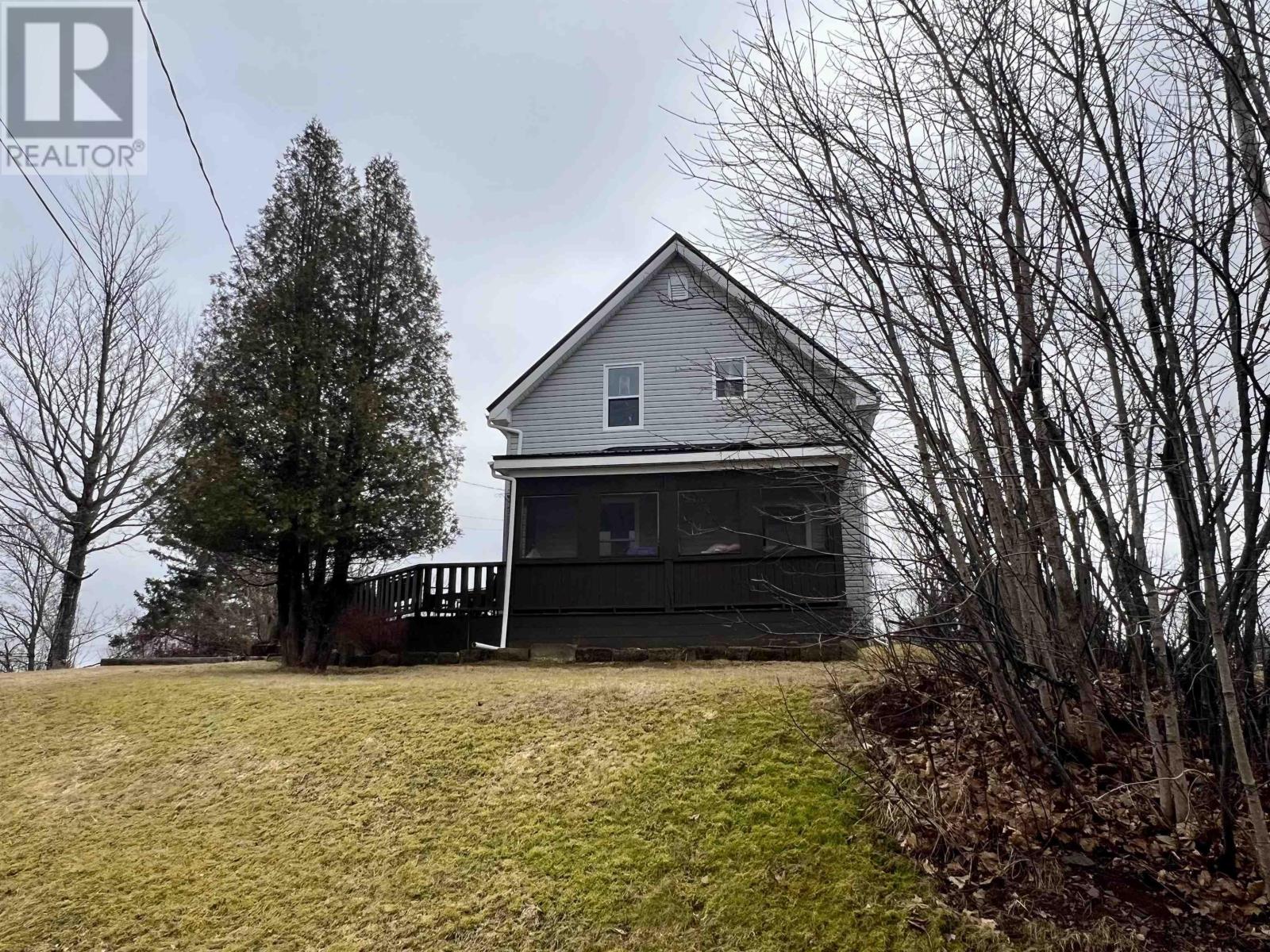 12 Station Road, Hopewell, Nova Scotia  B0K 1C0 - Photo 6 - 202505415