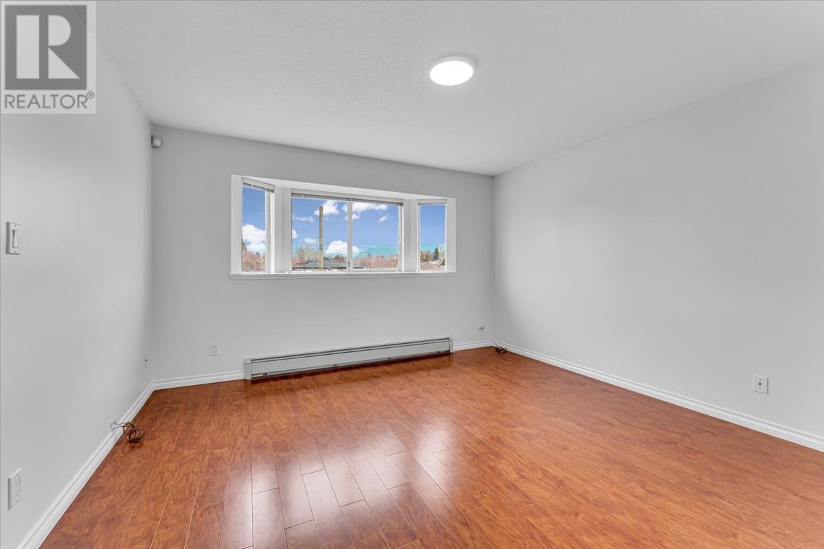 Listing Picture 16 of 37 : 3221 WILLIAM STREET, Vancouver / 溫哥華 - 魯藝地產 Yvonne Lu Group - MLS Medallion Club Member