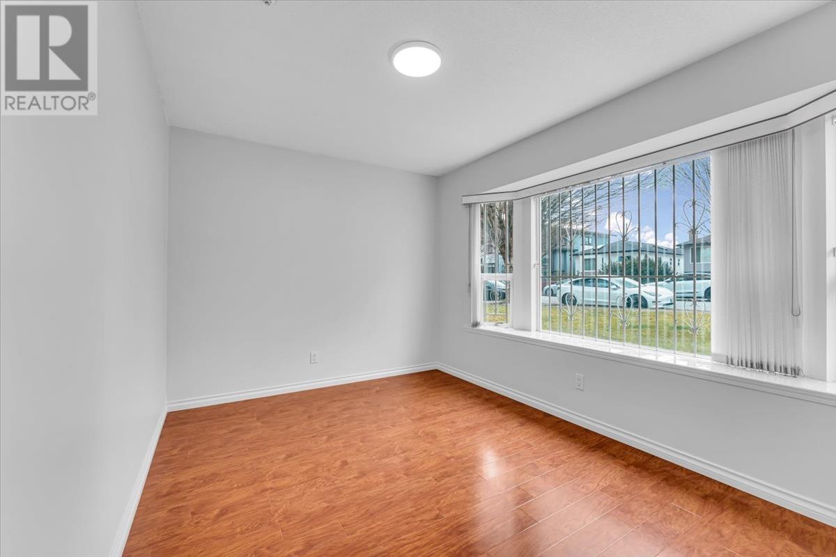 Listing Picture 22 of 37 : 3221 WILLIAM STREET, Vancouver / 溫哥華 - 魯藝地產 Yvonne Lu Group - MLS Medallion Club Member