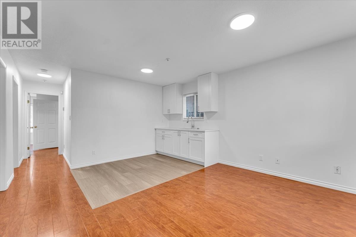 Listing Picture 27 of 37 : 3221 WILLIAM STREET, Vancouver / 溫哥華 - 魯藝地產 Yvonne Lu Group - MLS Medallion Club Member