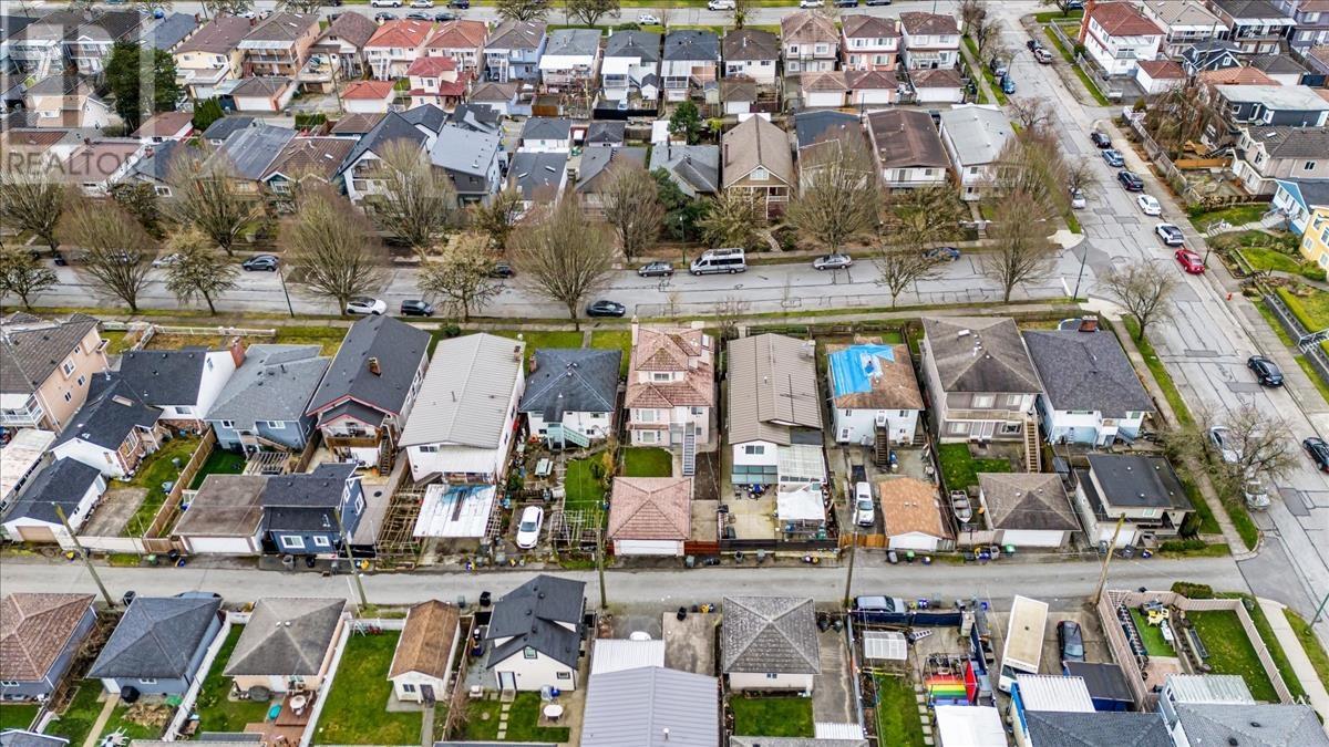 Listing Picture 32 of 37 : 3221 WILLIAM STREET, Vancouver / 溫哥華 - 魯藝地產 Yvonne Lu Group - MLS Medallion Club Member